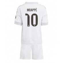 Real Madrid Kylian Mbappe #10 Hemmadräkt Barn 2025-26 Kortärmad (+ Korta byxor)
